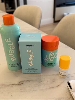 Bubble Kids Hydrating Bath & Skin Set - Mint Green & Orange